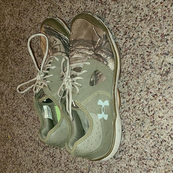 Under Armour 12 sneakers